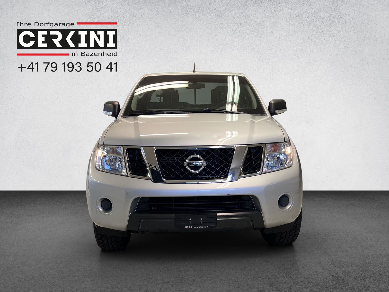 NISSAN Navara King Cab SE 2.5 dCi 4WD-showroom-element-1