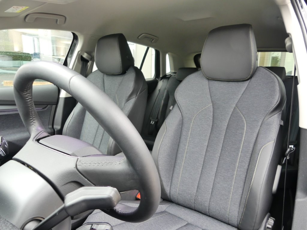 SKODA Elroq 85-image-9