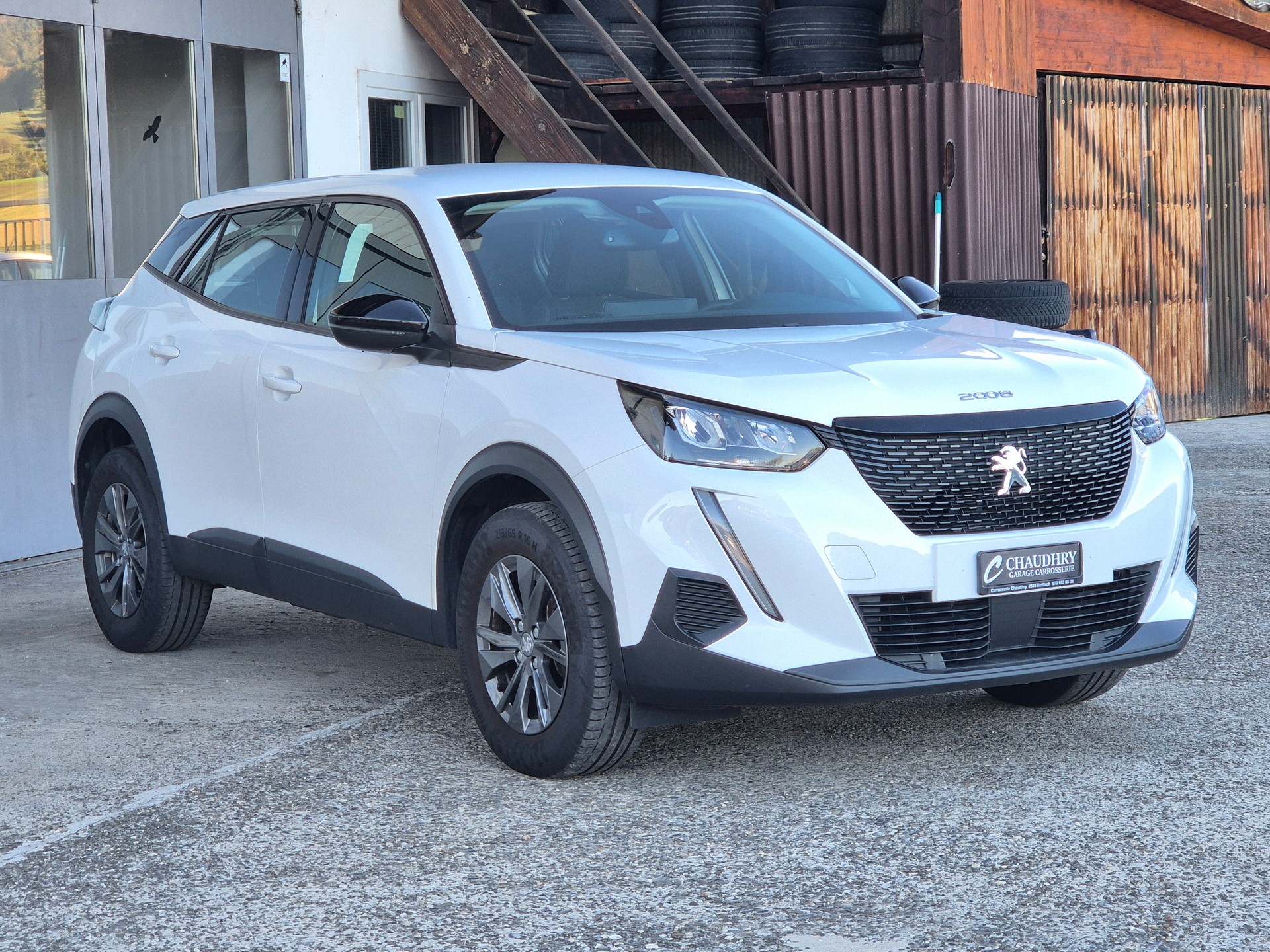 PEUGEOT 2008 1.2 PureTech Active Pack EAT8-showroom-element-3