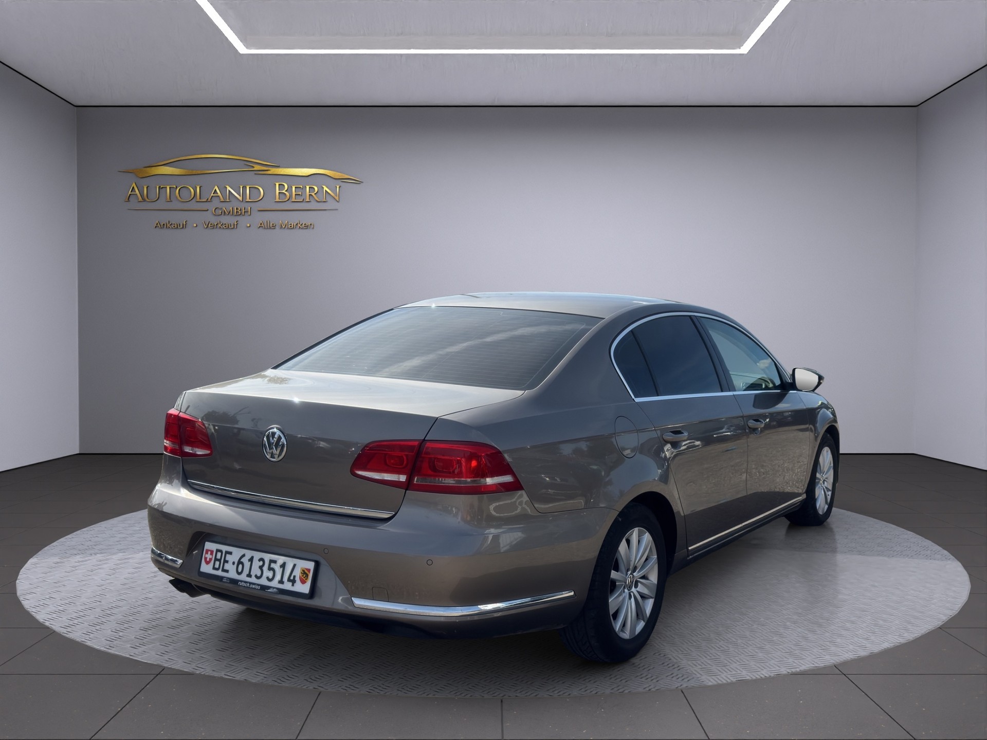 VW Passat 1.8 TSI Comfortline-showroom-element-3