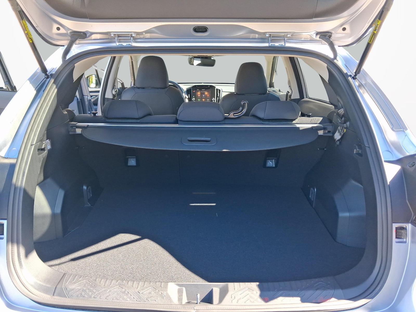 SUBARU Crosstrek 2.0i e-Boxer Swiss Plus-image-11