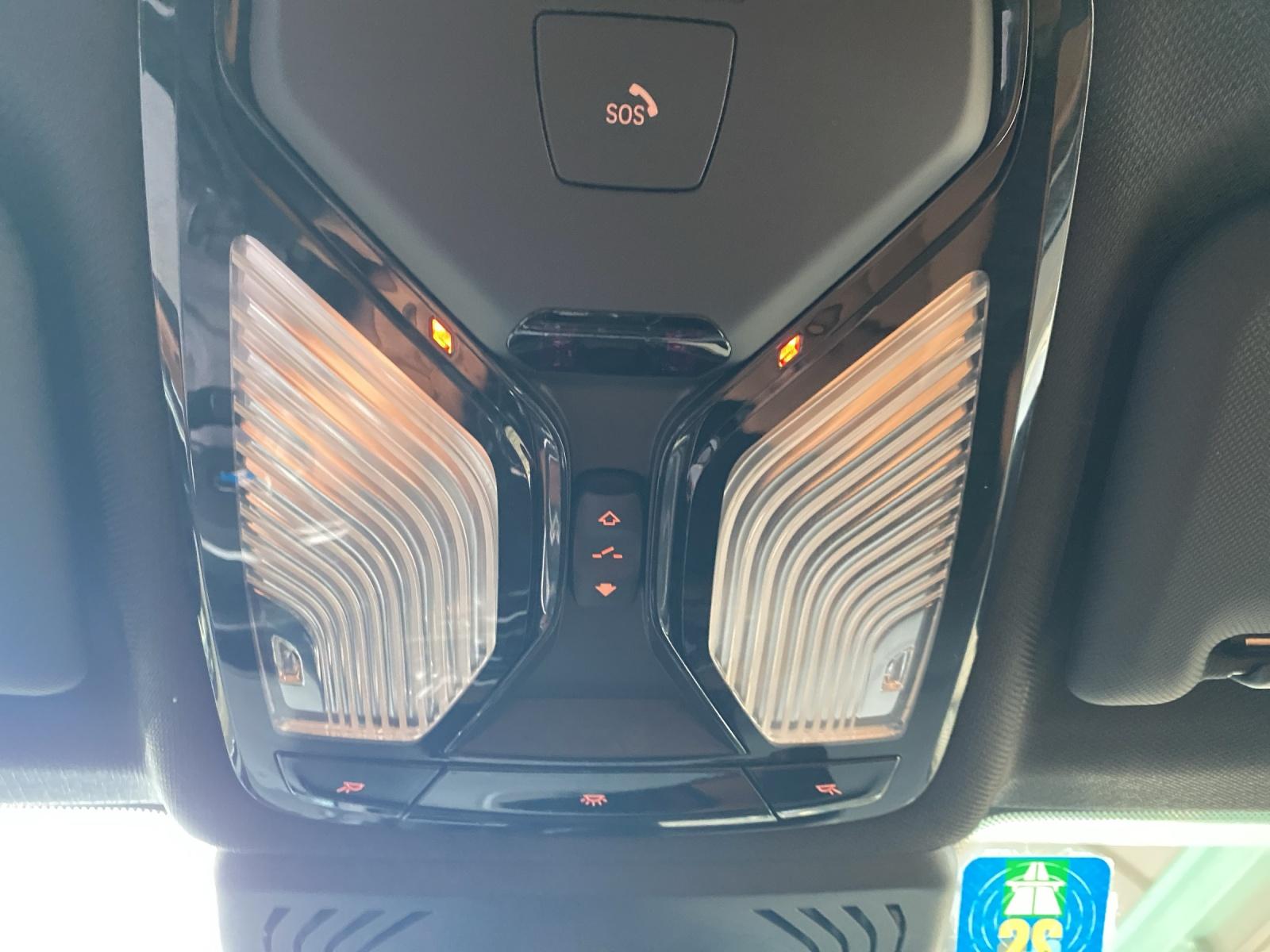 BMW X3 20i xDrive paddles-image-13