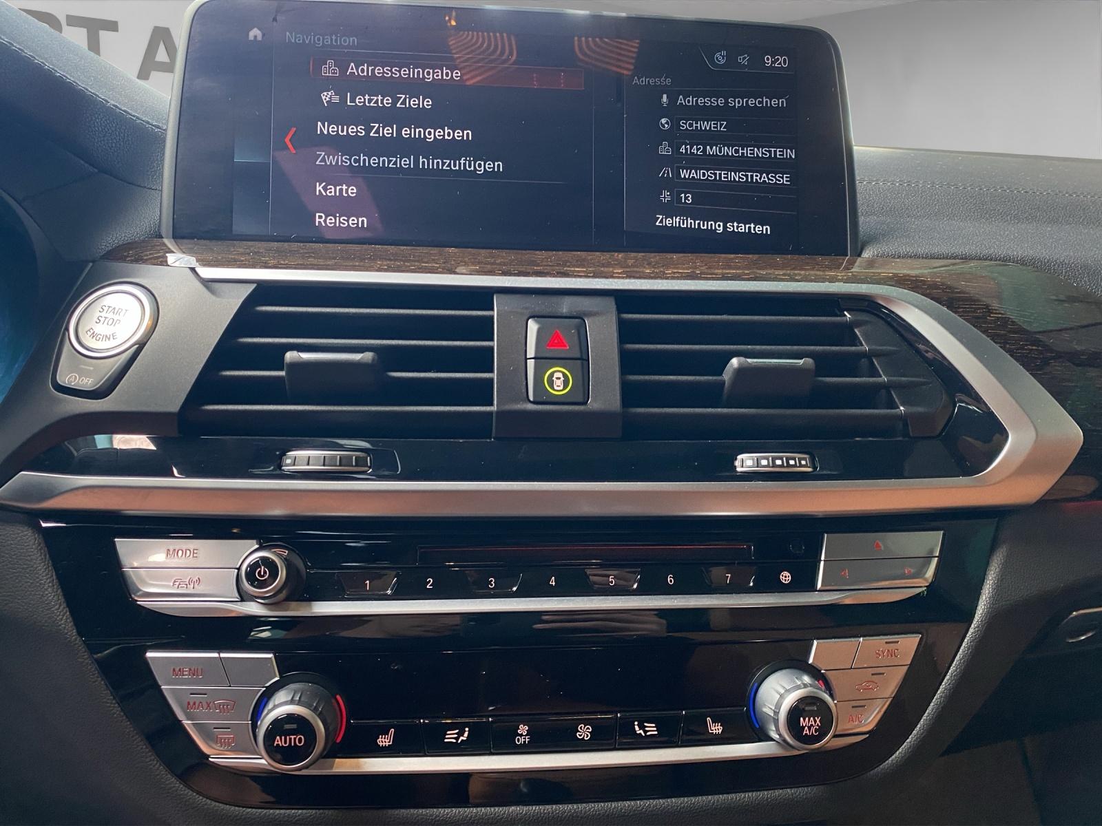 BMW X3 20i xDrive paddles-image-9