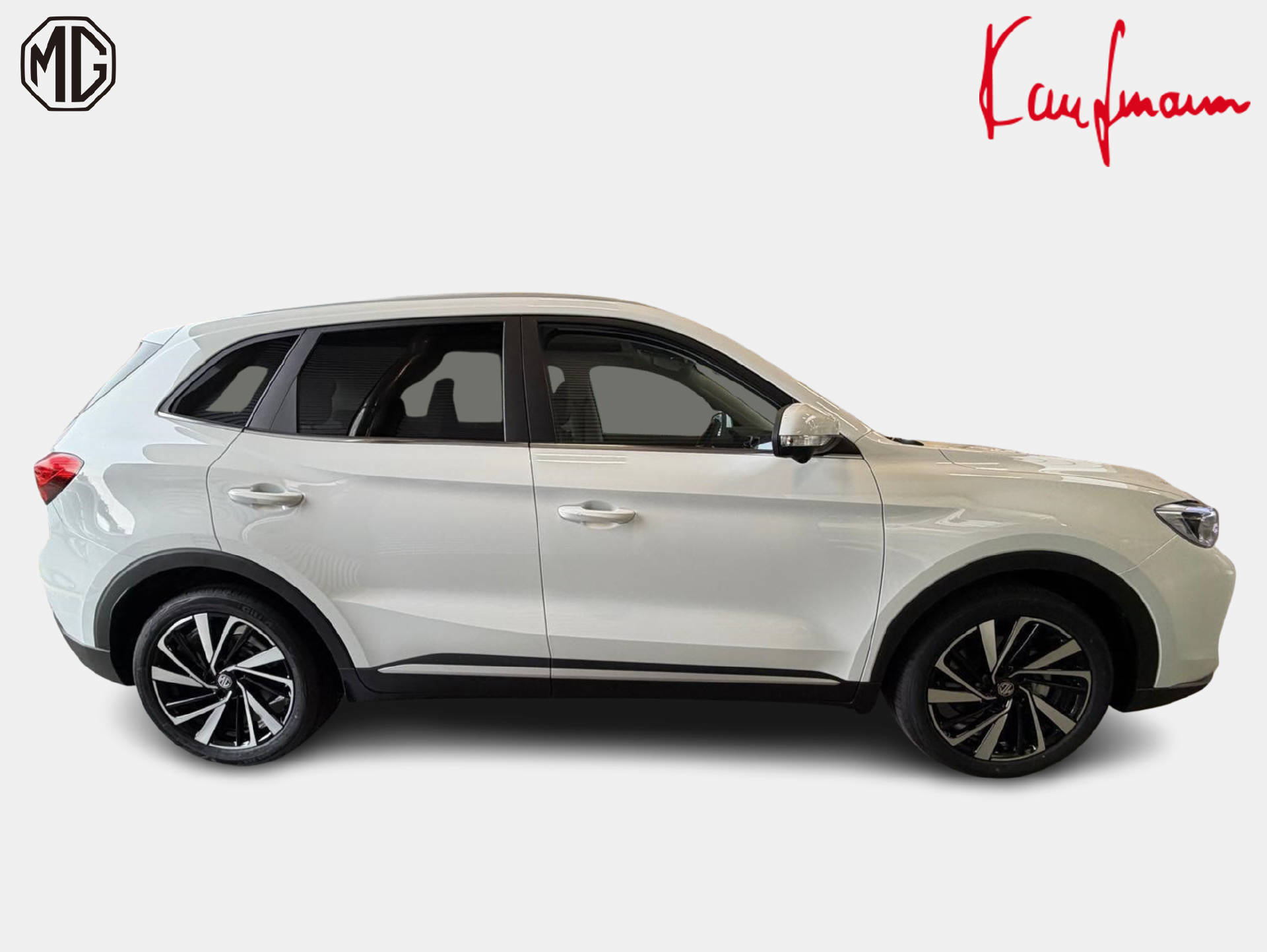 MG ZS 1.5 Hybrid+ Luxury-showroom-element-3