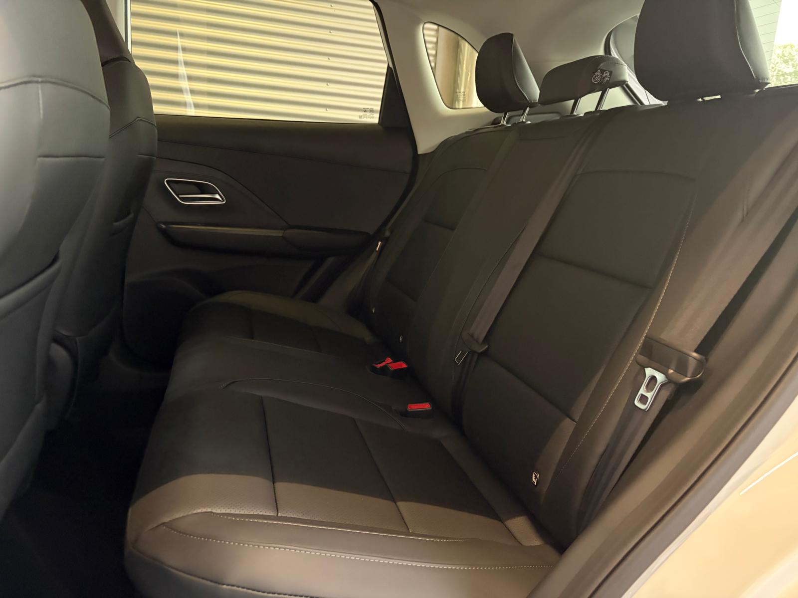MG ZS 1.5 Hybrid+ Luxury-image-8