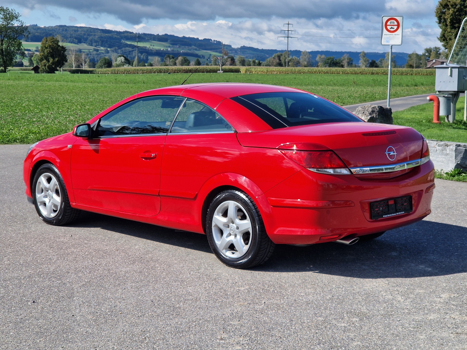 OPEL Astra TT 2.0i 16V Turbo Cosmo-image-2