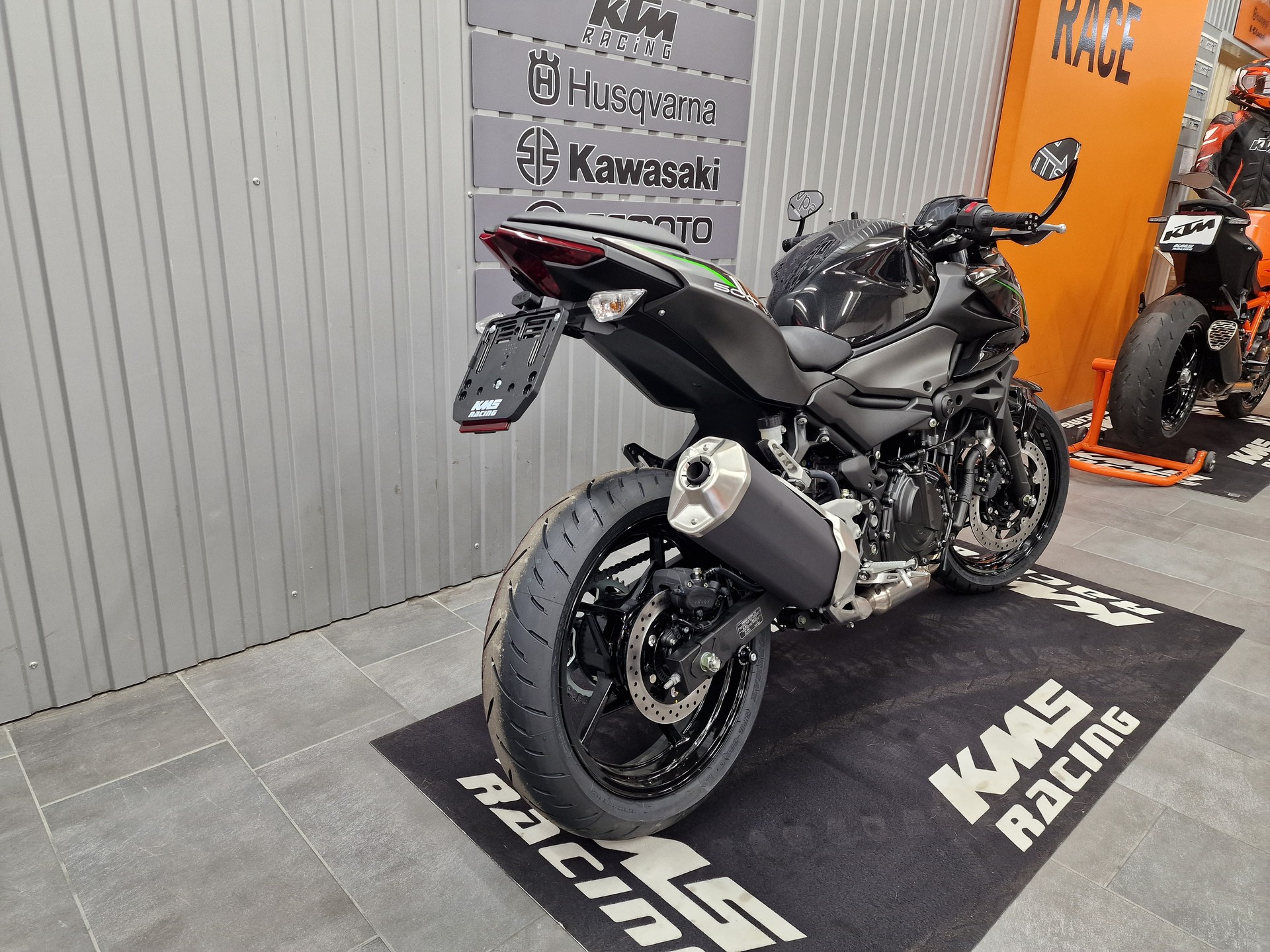 KAWASAKI Z 500-image-2