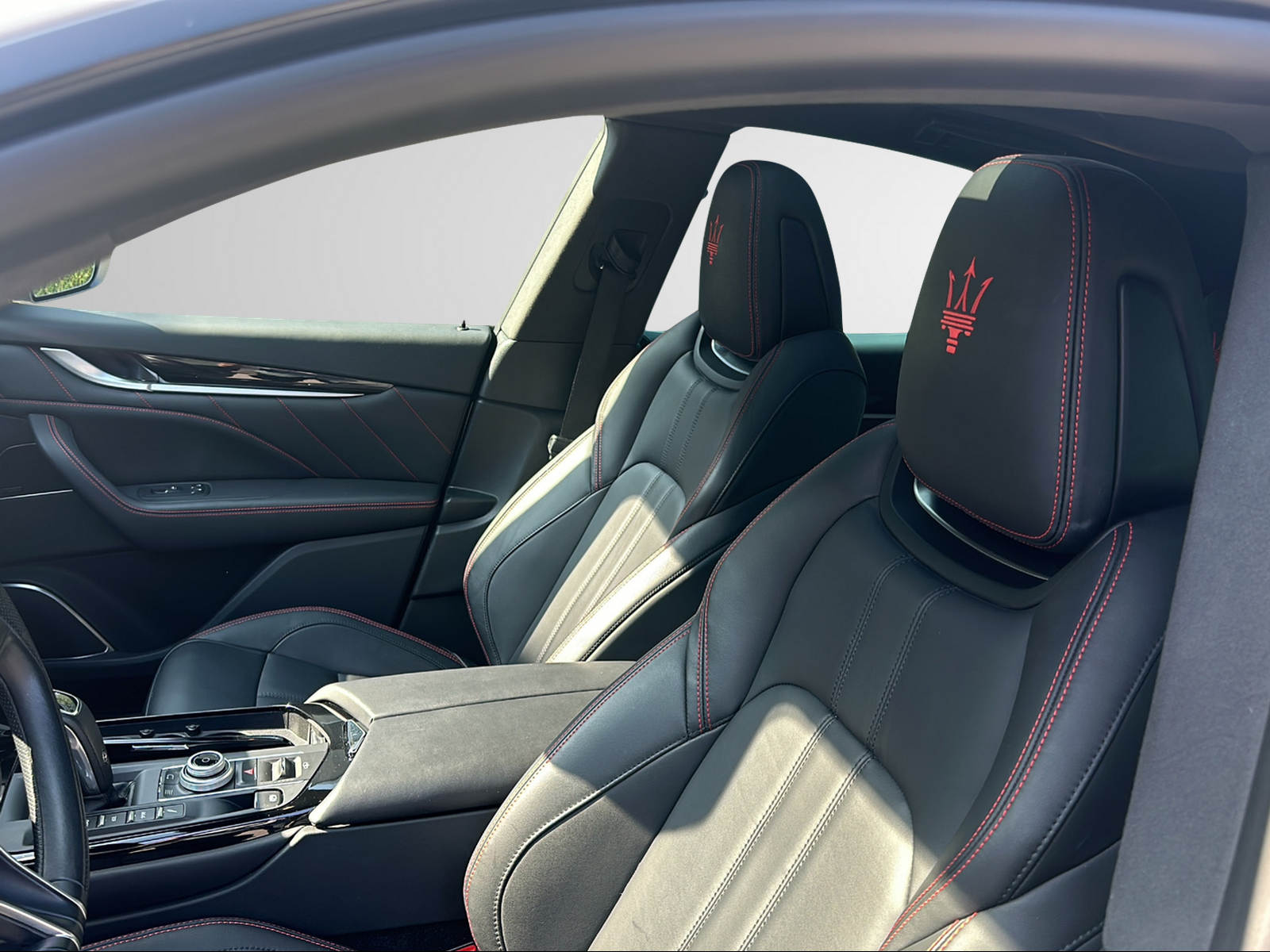 MASERATI Levante 3.0 V6 GranSport Automatica-image-6