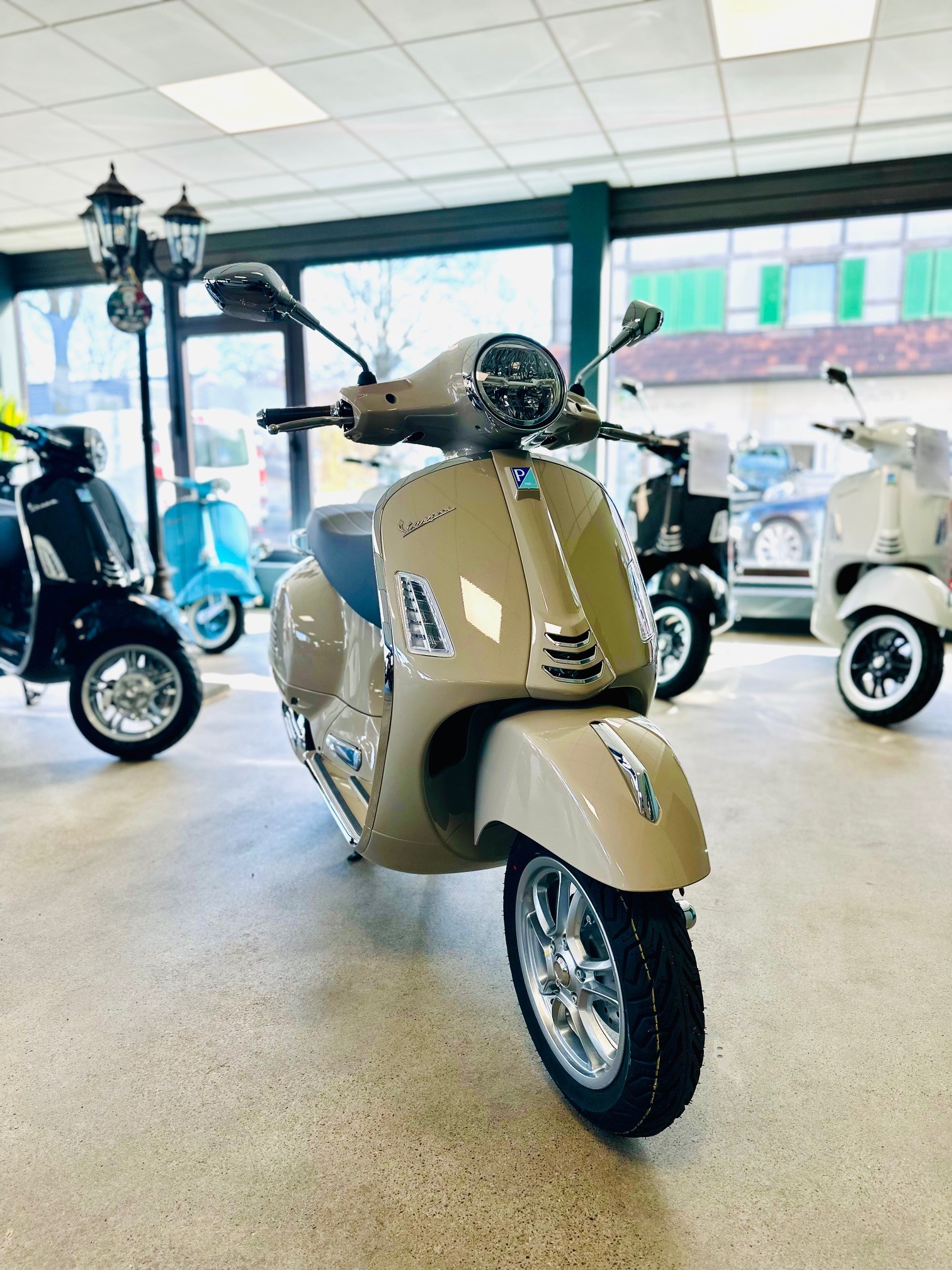 PIAGGIO Vespa GTS 125 RST Euro 5+