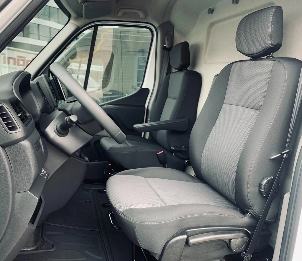 RENAULT Master Z.E. 33 R75 L2H2-image-8