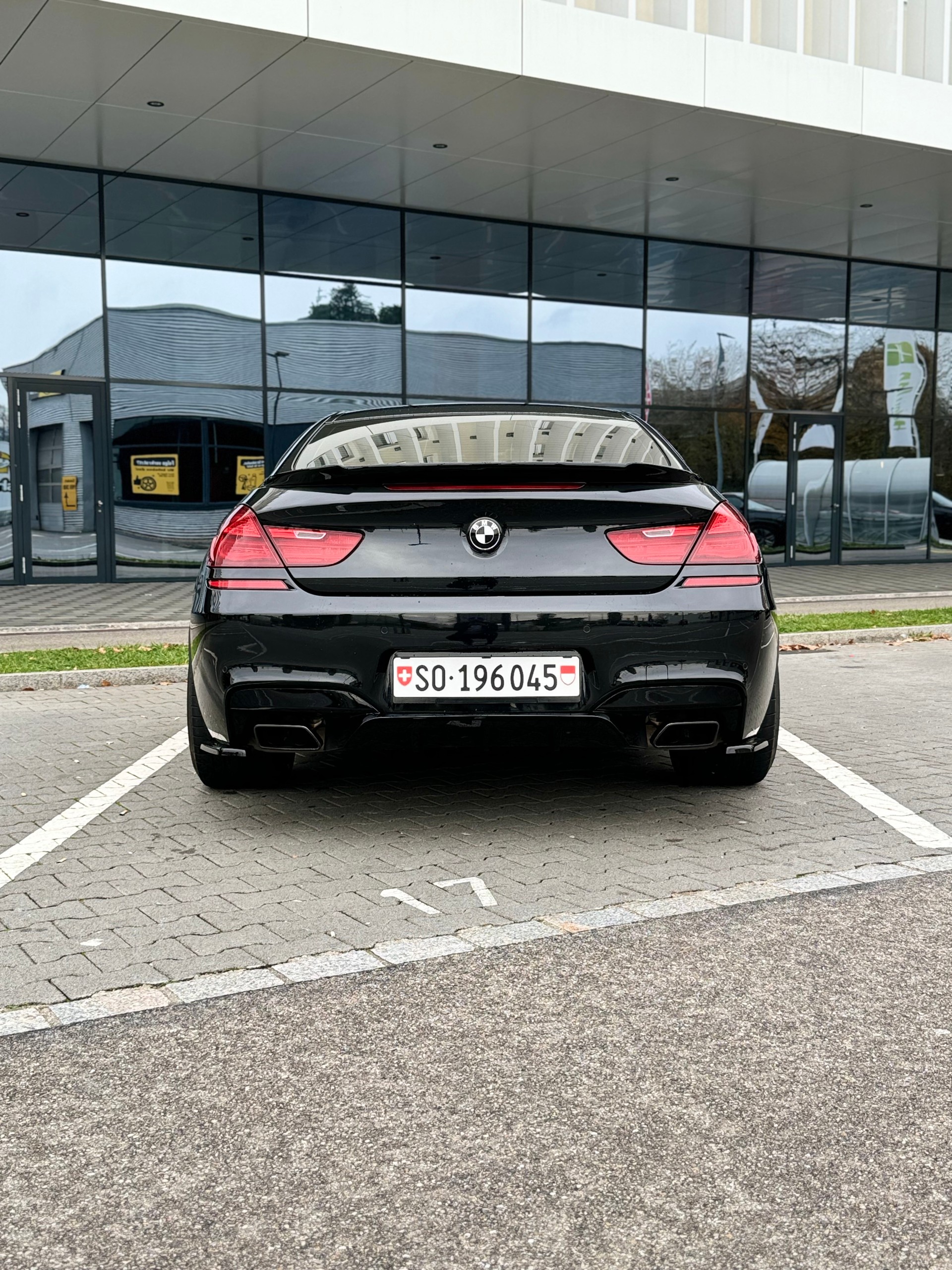 BMW 650i Coupé xDrive-image-4