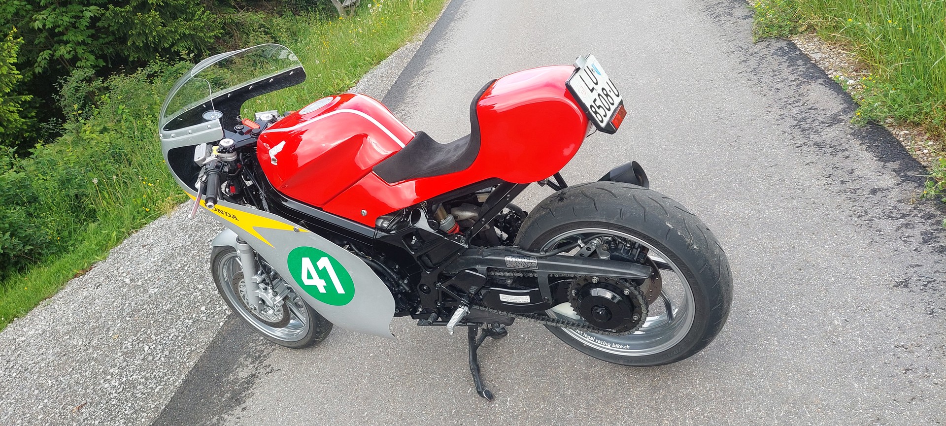 HONDA VFR 750 F L-image-4