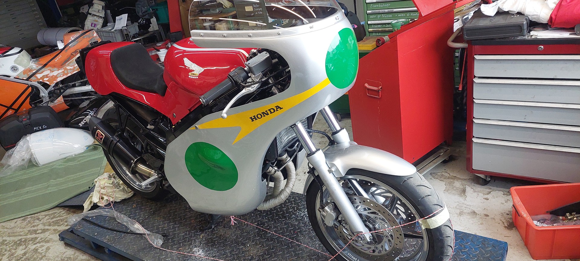 HONDA VFR 750 F L-image-5