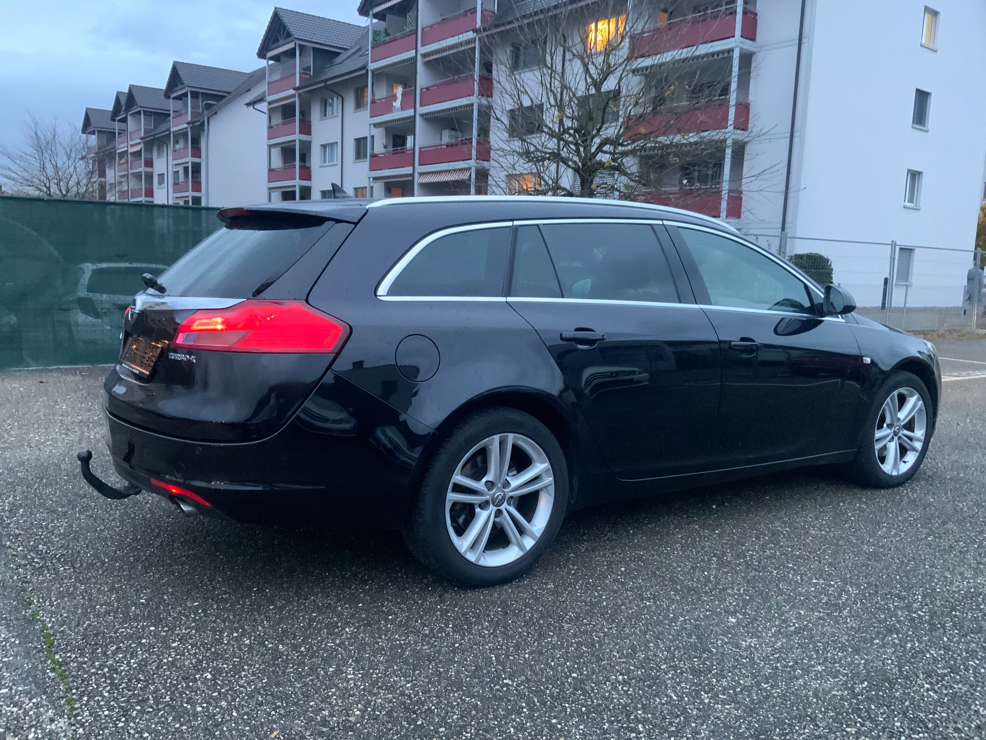 OPEL Insignia ST 2.0 Turbo Sport 4WD Aut.-image-4