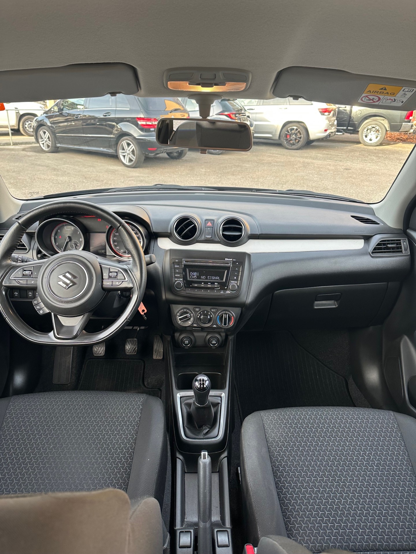 SUZUKI Swift 1.2 Compact + Hybrid-image-3