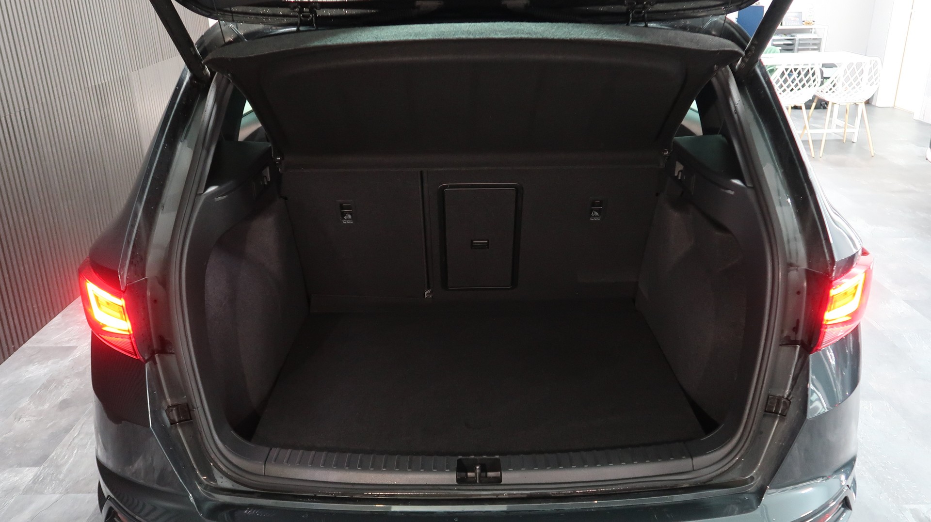 SEAT Ateca 2.0 TDI CR Hola FR DSG 4Drive / CH / MFK / GARANTIE-image-29