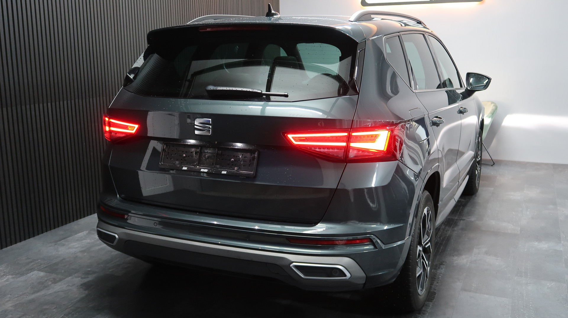 SEAT Ateca 2.0 TDI CR Hola FR DSG 4Drive / CH / MFK / GARANTIE-image-8