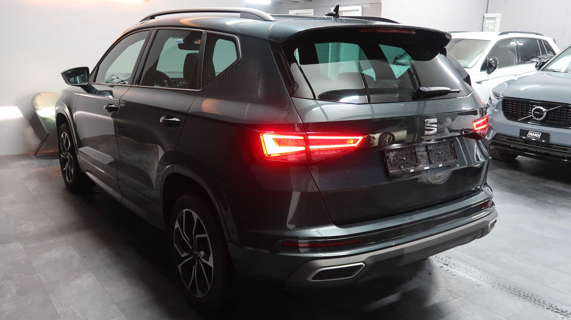 SEAT Ateca 2.0 TDI CR Hola FR DSG 4Drive / CH / MFK / GARANTIE-image-11