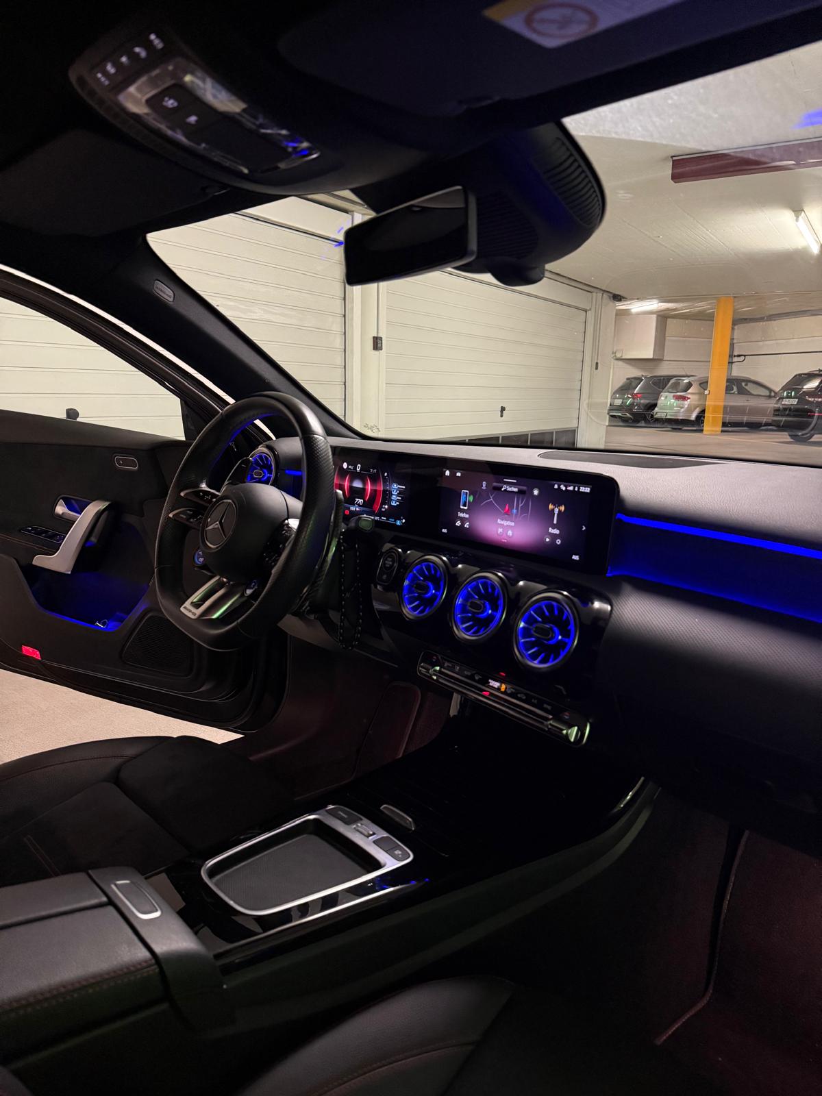 MERCEDES-BENZ A AMG 35 4Matic+ 8G-DCT-image-7