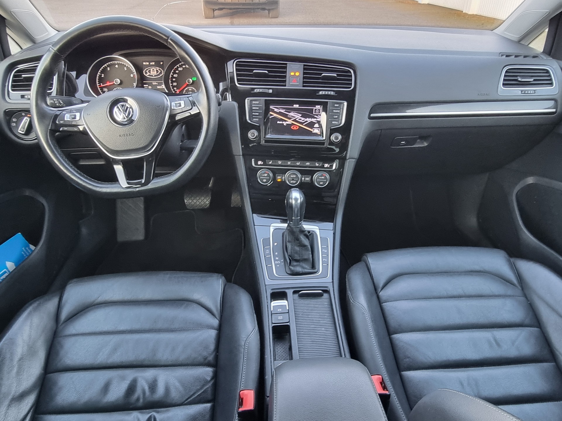 VW Golf 1.4 TSI Highline DSG-image-9