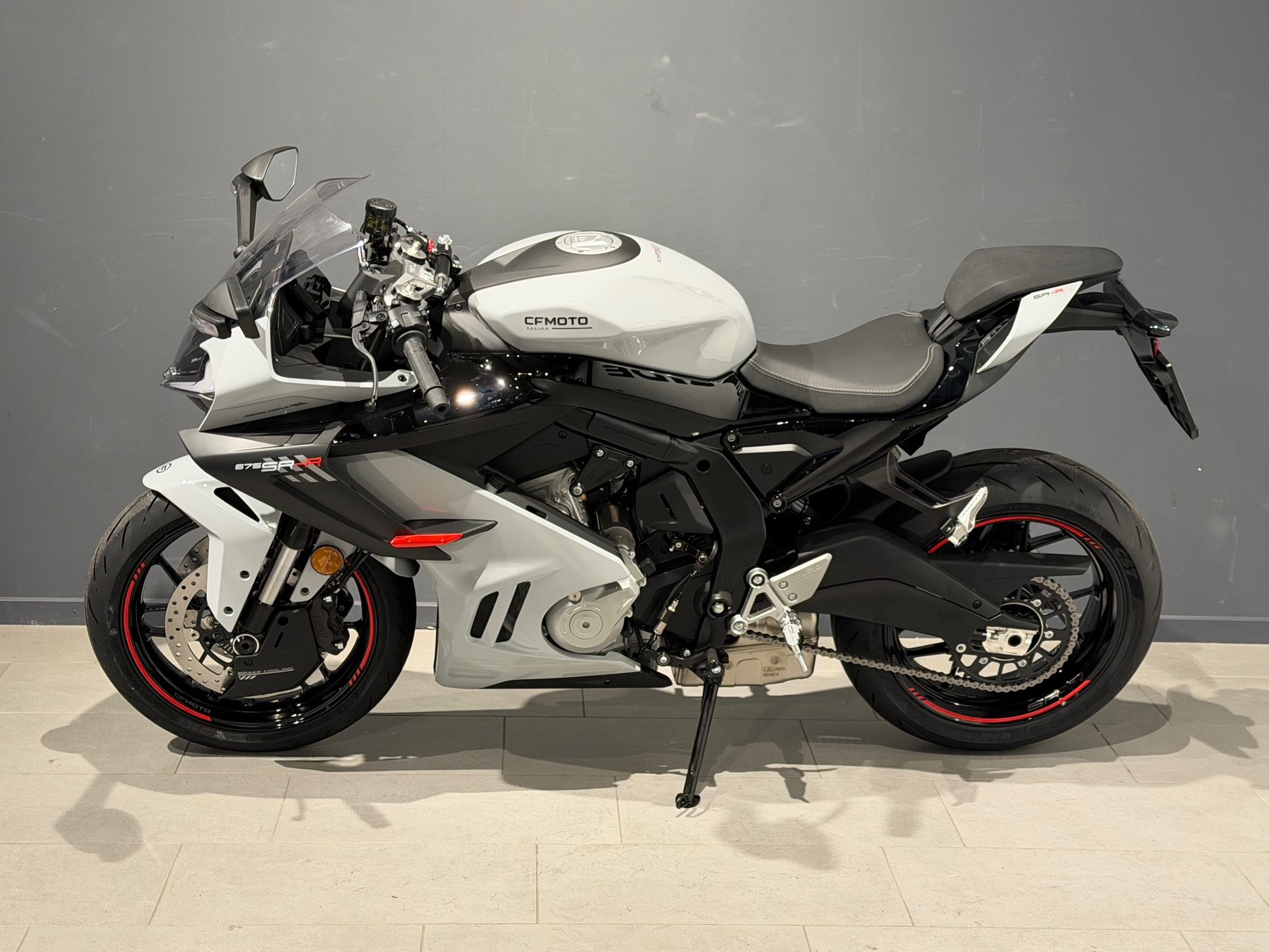 CF MOTO 675 SR-R-image-3