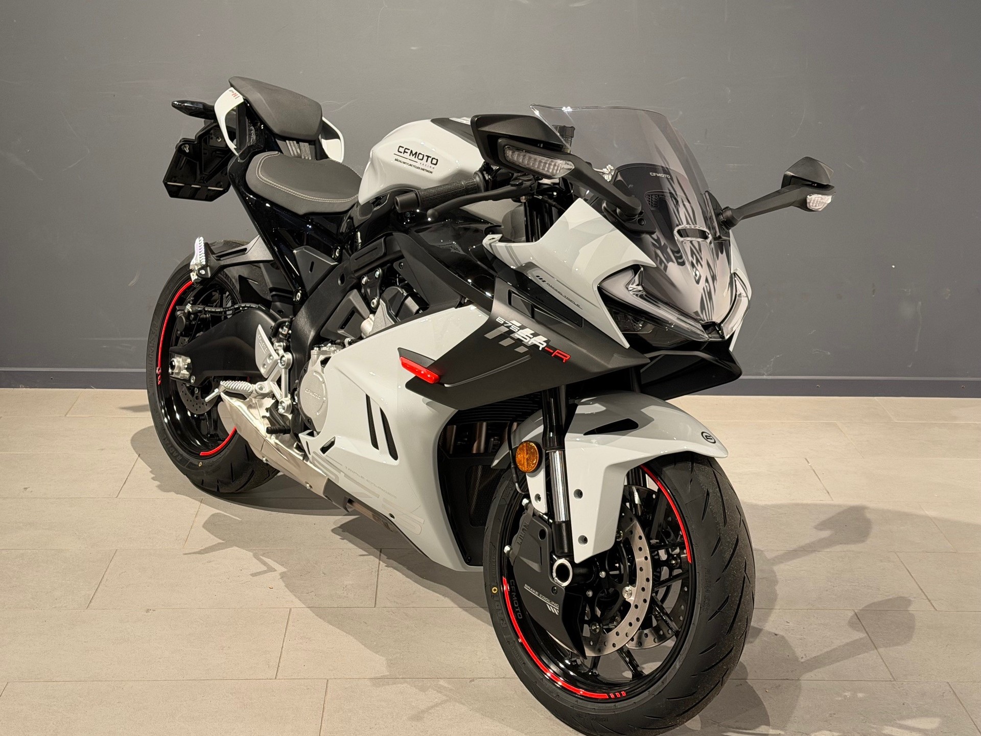 CF MOTO 675 SR-R-image-1