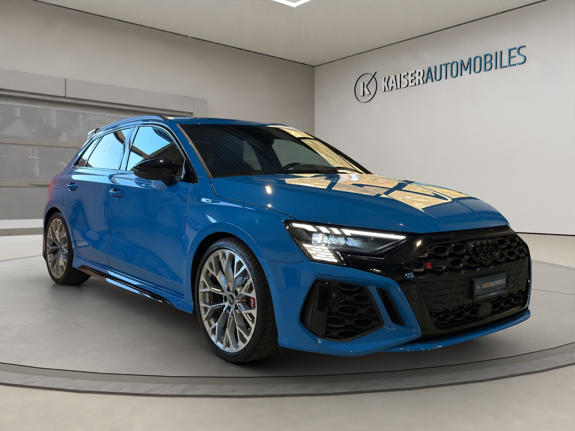 AUDI RS3 Sportback 2.5 TSI quattro S-tronic-showroom-element-2