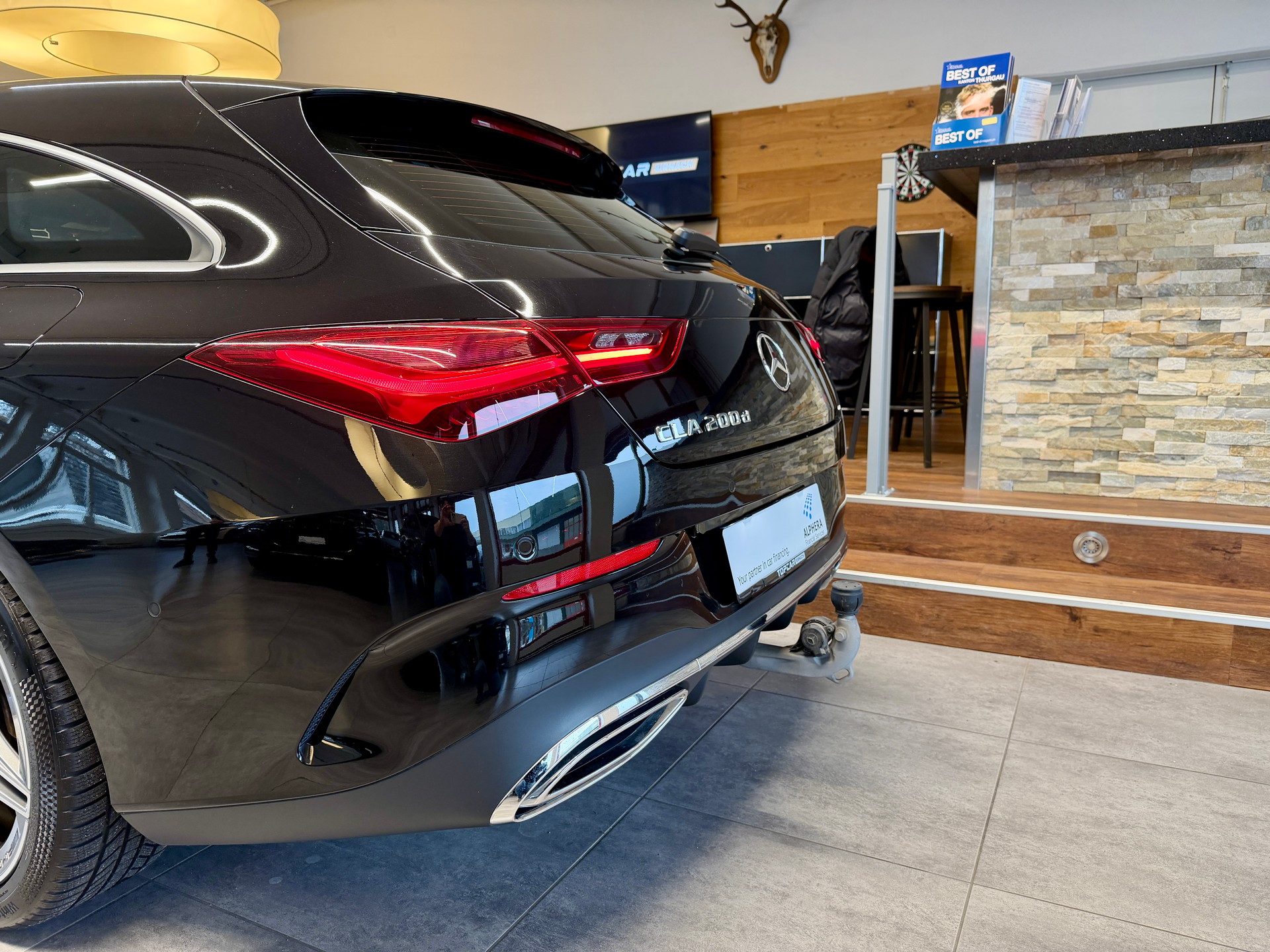 MERCEDES-BENZ CLA Shooting Brake 200 d AMG Line 8G-DCT *Facelift*-showroom-element-3