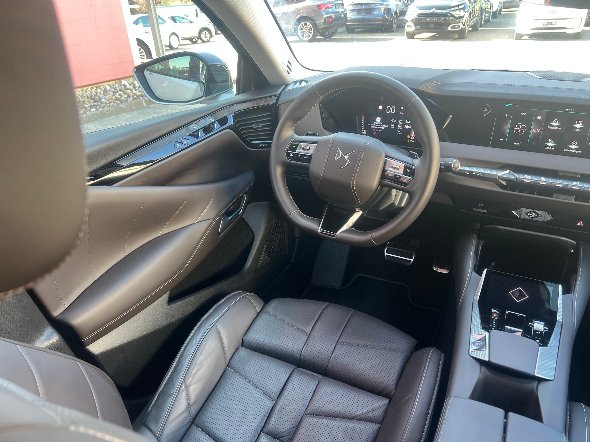 DS AUTOMOBILES DS 4 1.2 Étoile-image-28