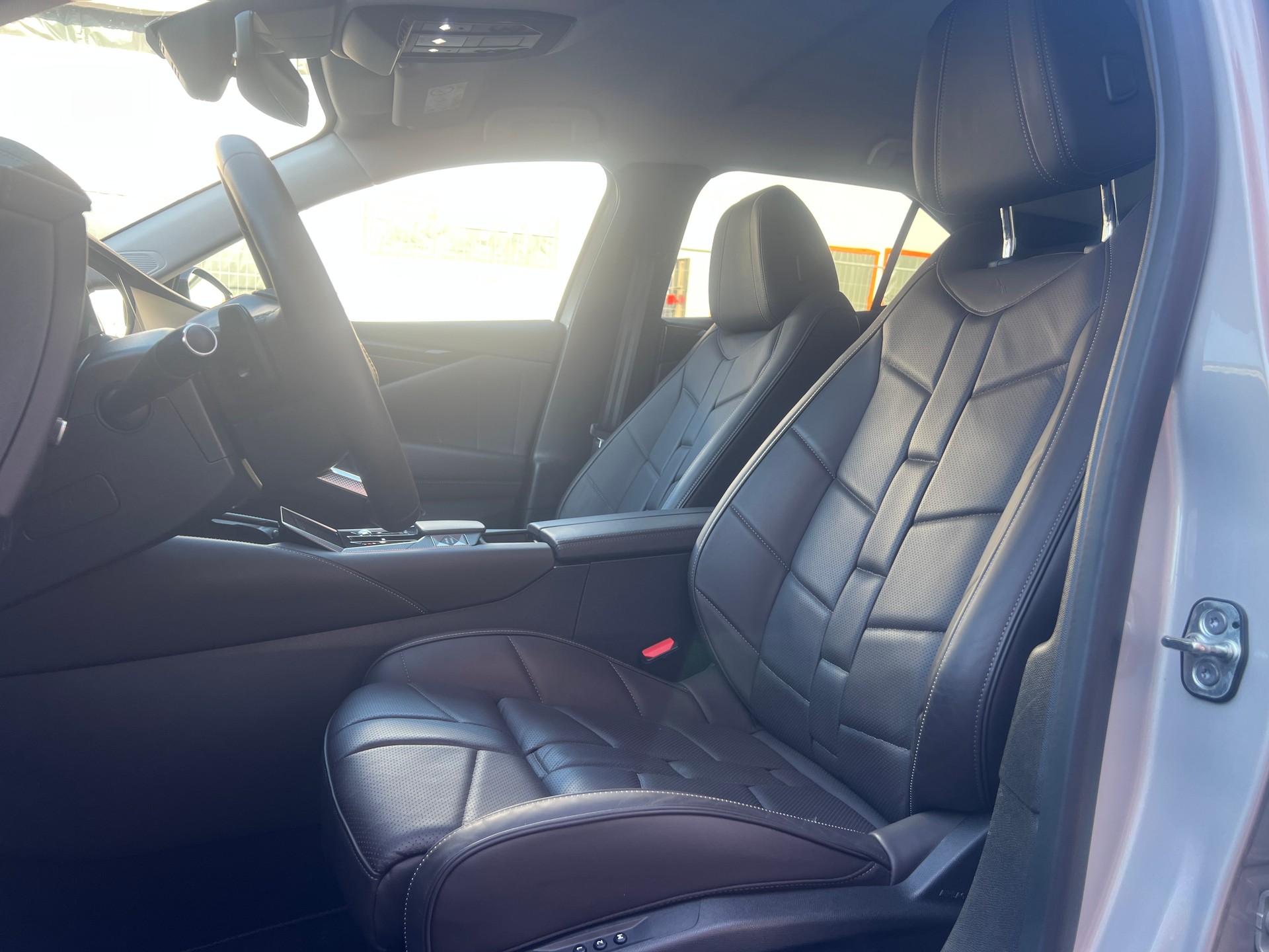 DS AUTOMOBILES DS 4 1.2 Étoile-image-29