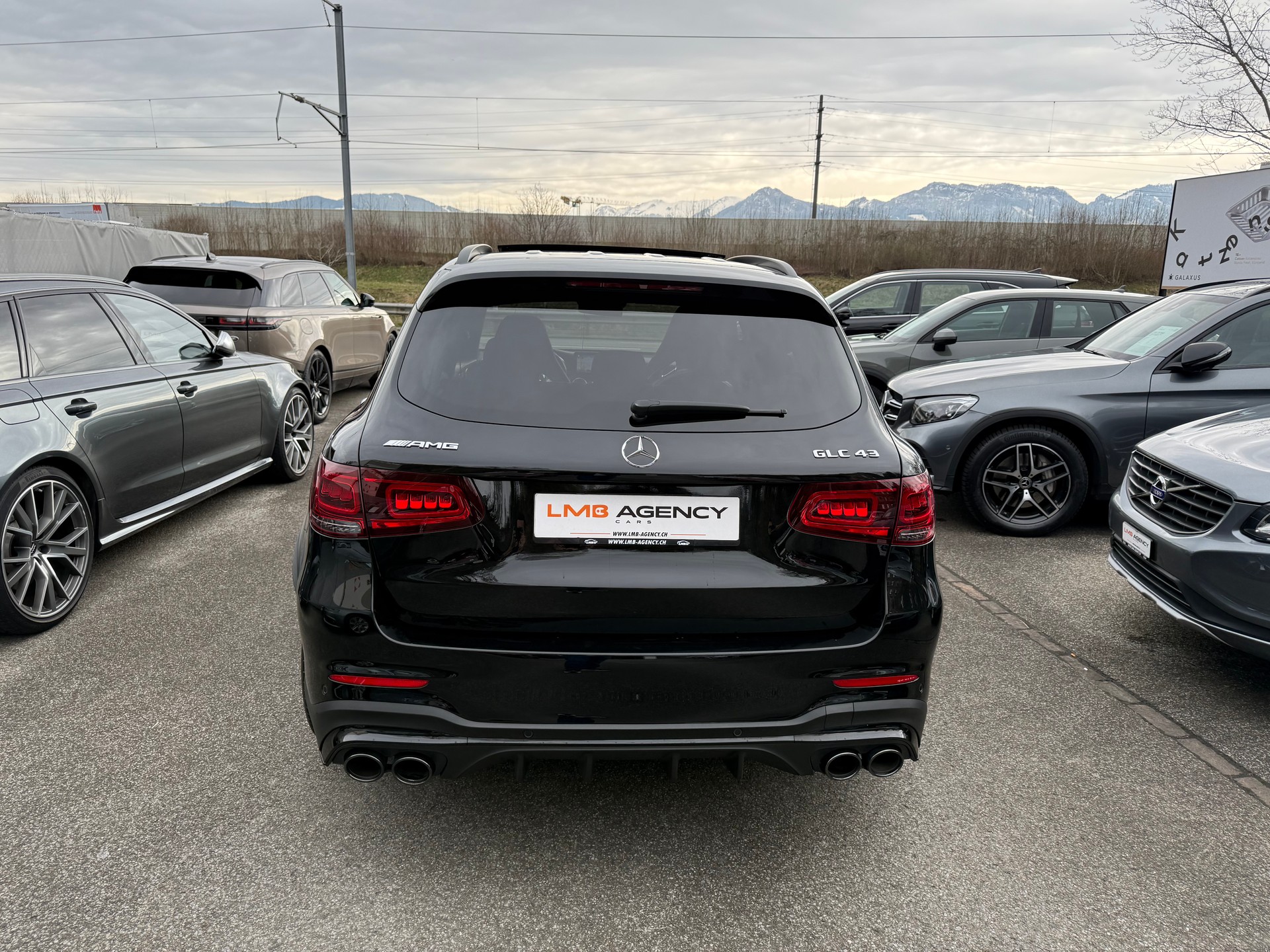 MERCEDES-BENZ GLC 43 AMG 4Matic 9G-Tronic-image-4
