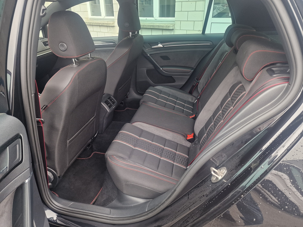 VW Golf VII 2.0 TSI GTI Clubsport DSG-image-9