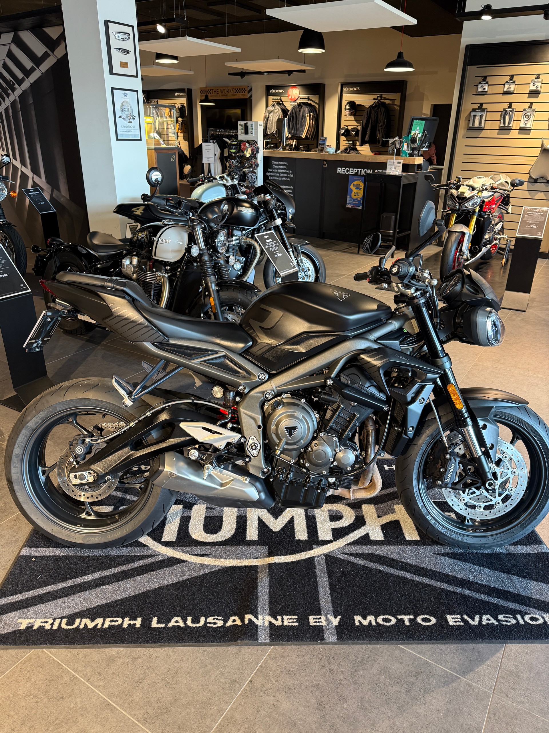 TRIUMPH Street Triple R 765-image-0