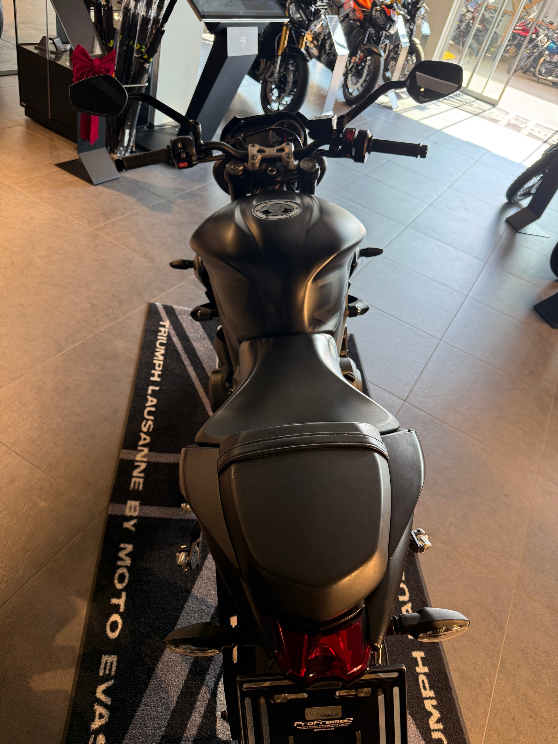 TRIUMPH Street Triple R 765-image-3