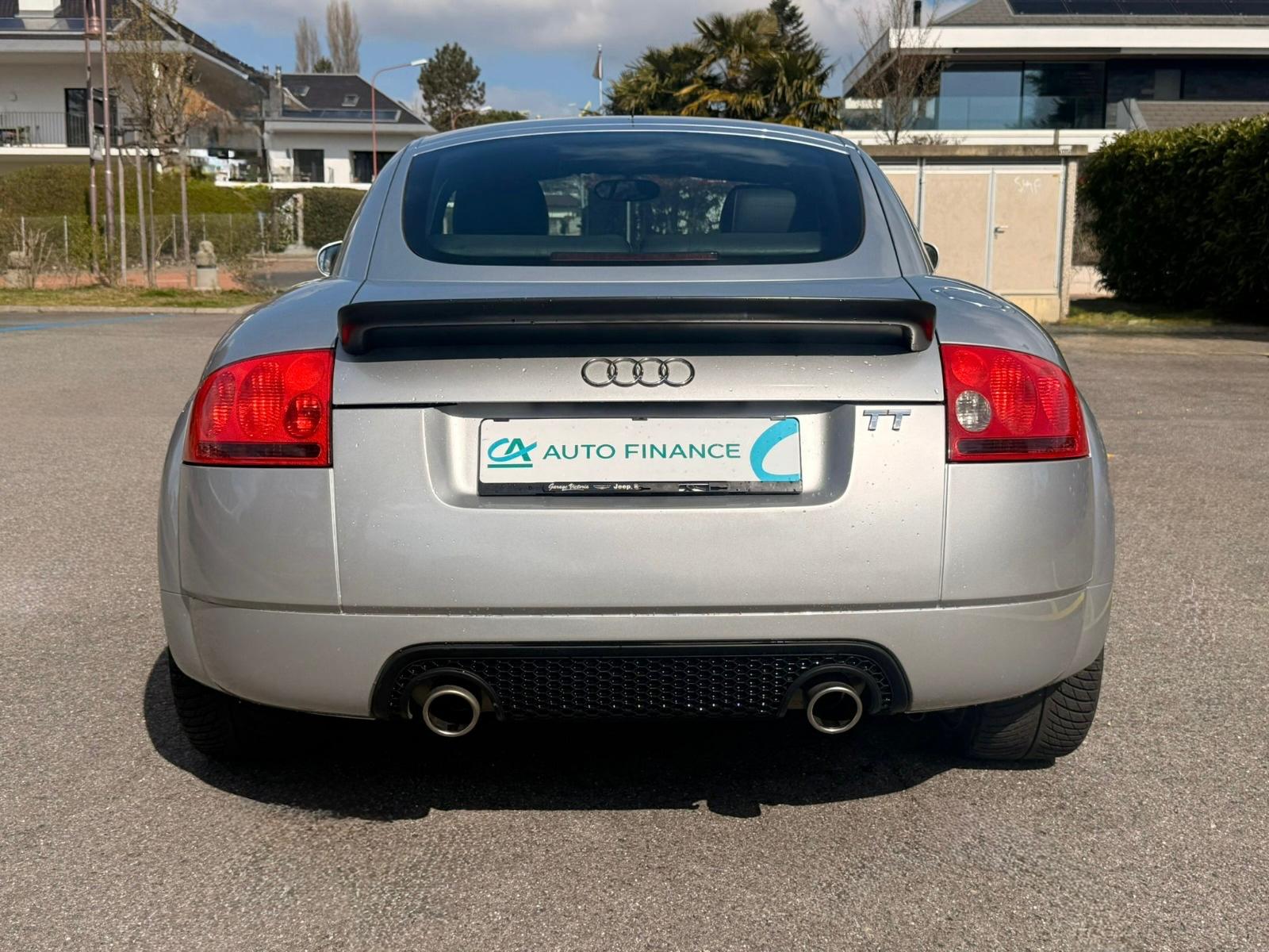 AUDI TT Coupé 3.2 quattro-image-5