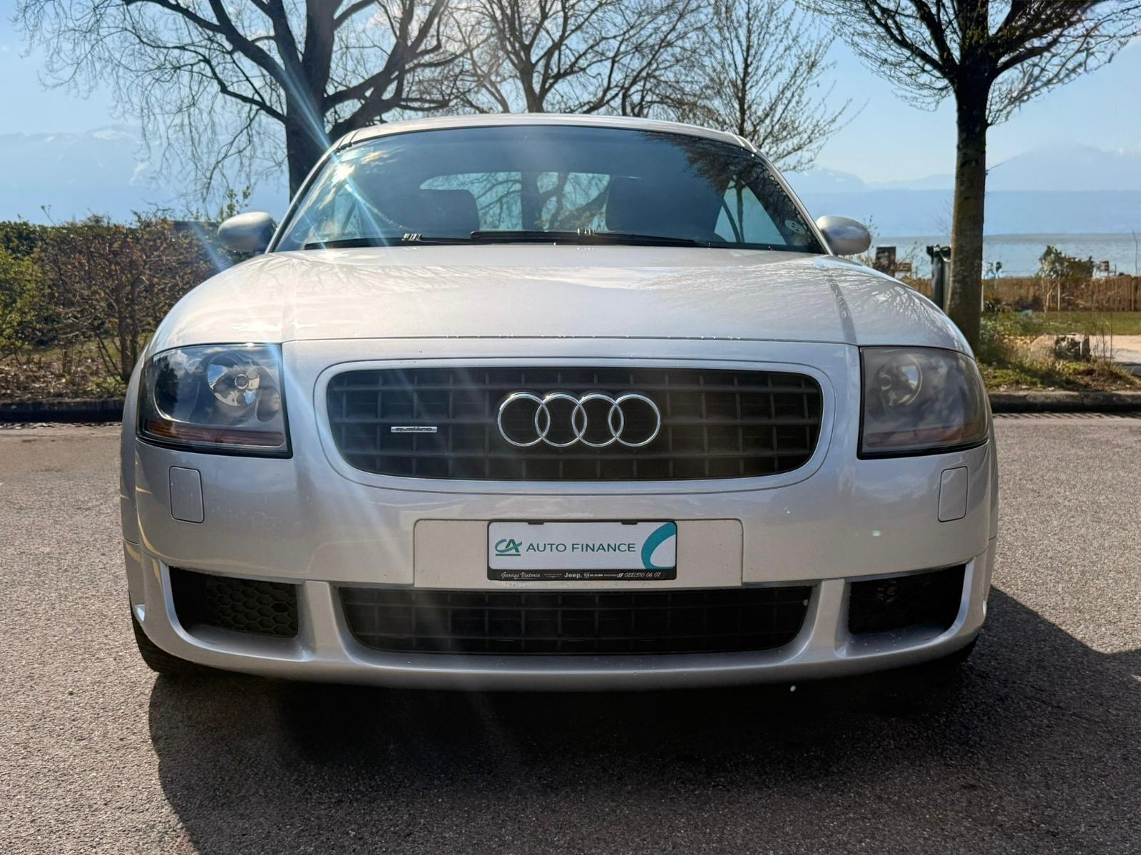 AUDI TT Coupé 3.2 quattro-showroom-element-1
