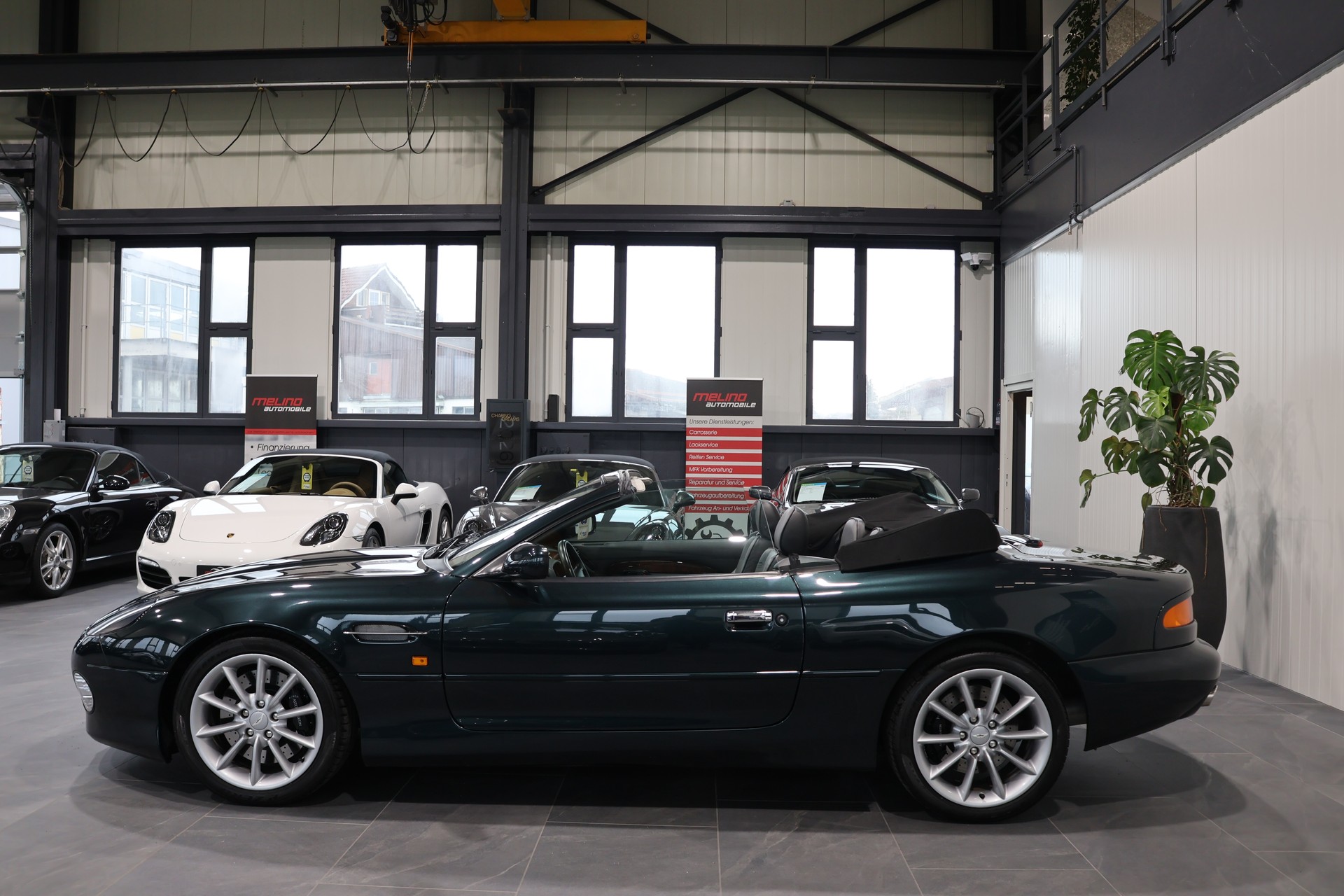 ASTON MARTIN DB7 Vantage Volante-image-4