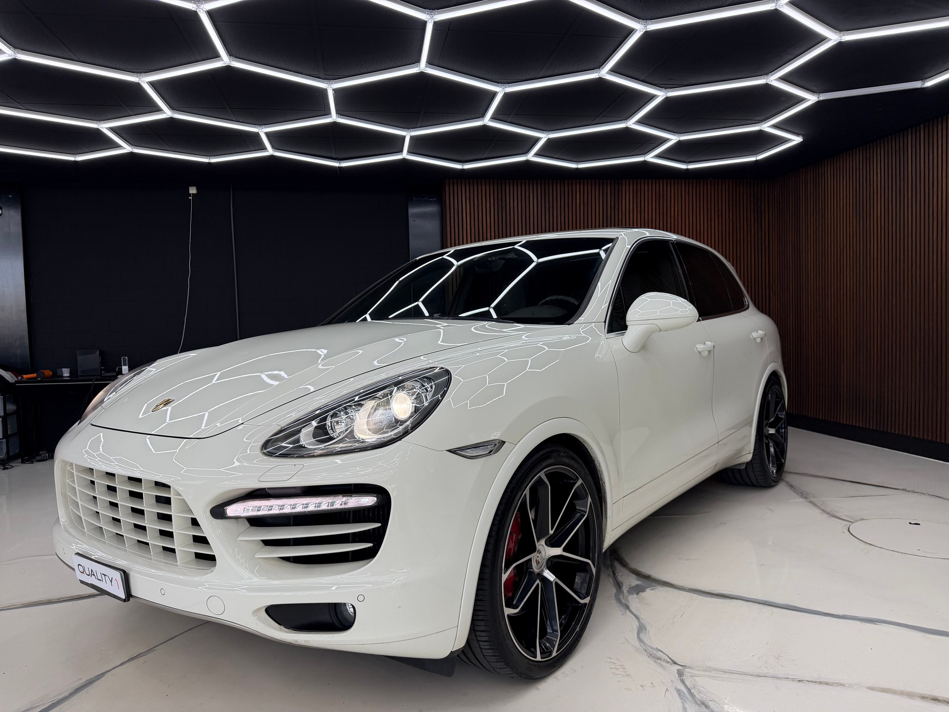 PORSCHE Cayenne Turbo