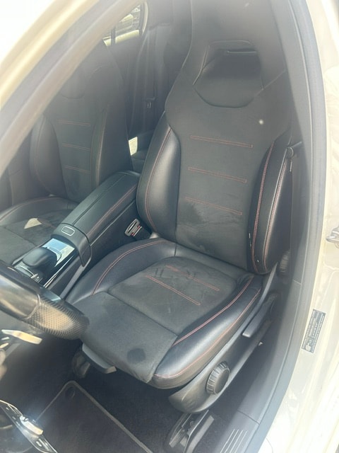 MERCEDES-BENZ A 180 AMG Line 7G-DCT-image-2