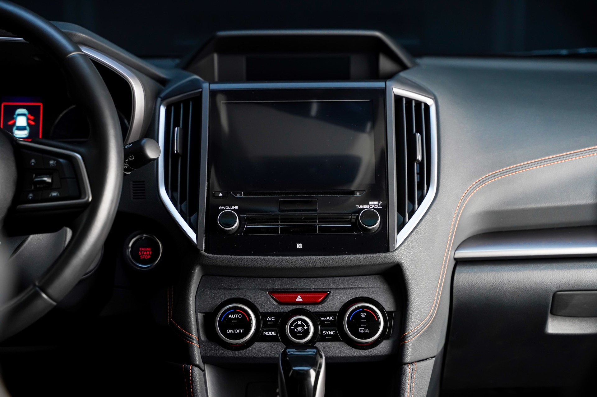 SUBARU XV 2.0 e-Boxer Luxury AWD Lineartronic-image-24
