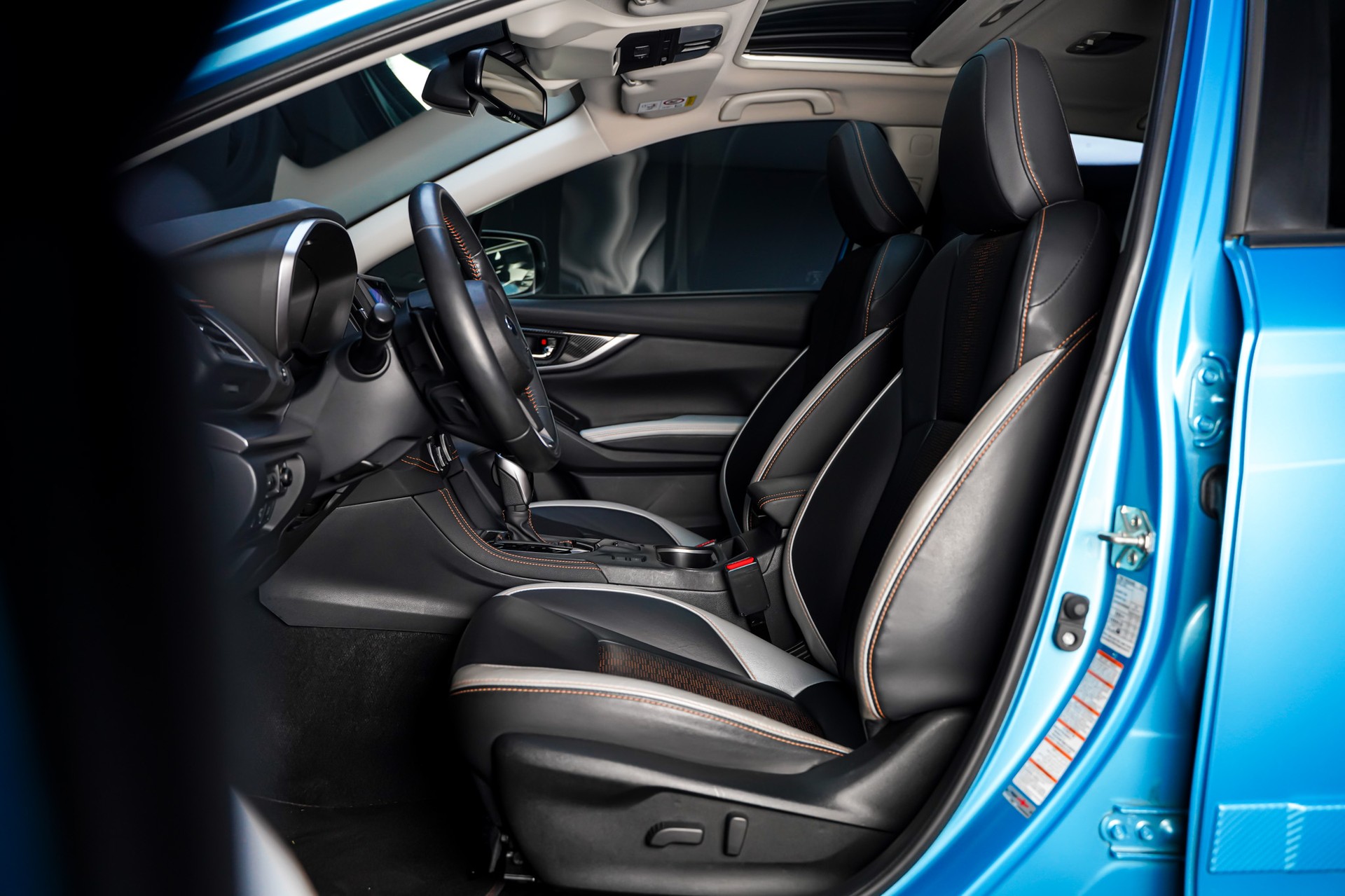 SUBARU XV 2.0 e-Boxer Luxury AWD Lineartronic-image-12