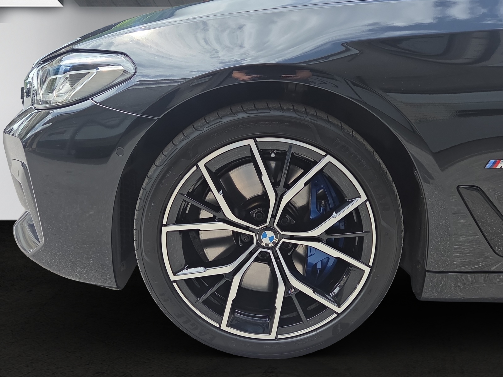 BMW 540d xDrive 48V Touring Pure M Sport Steptronic-image-8