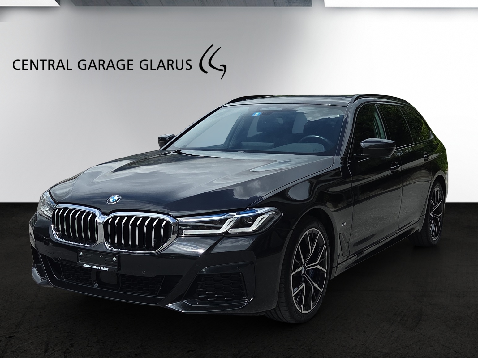 BMW 540d xDrive 48V Touring Pure M Sport Steptronic
