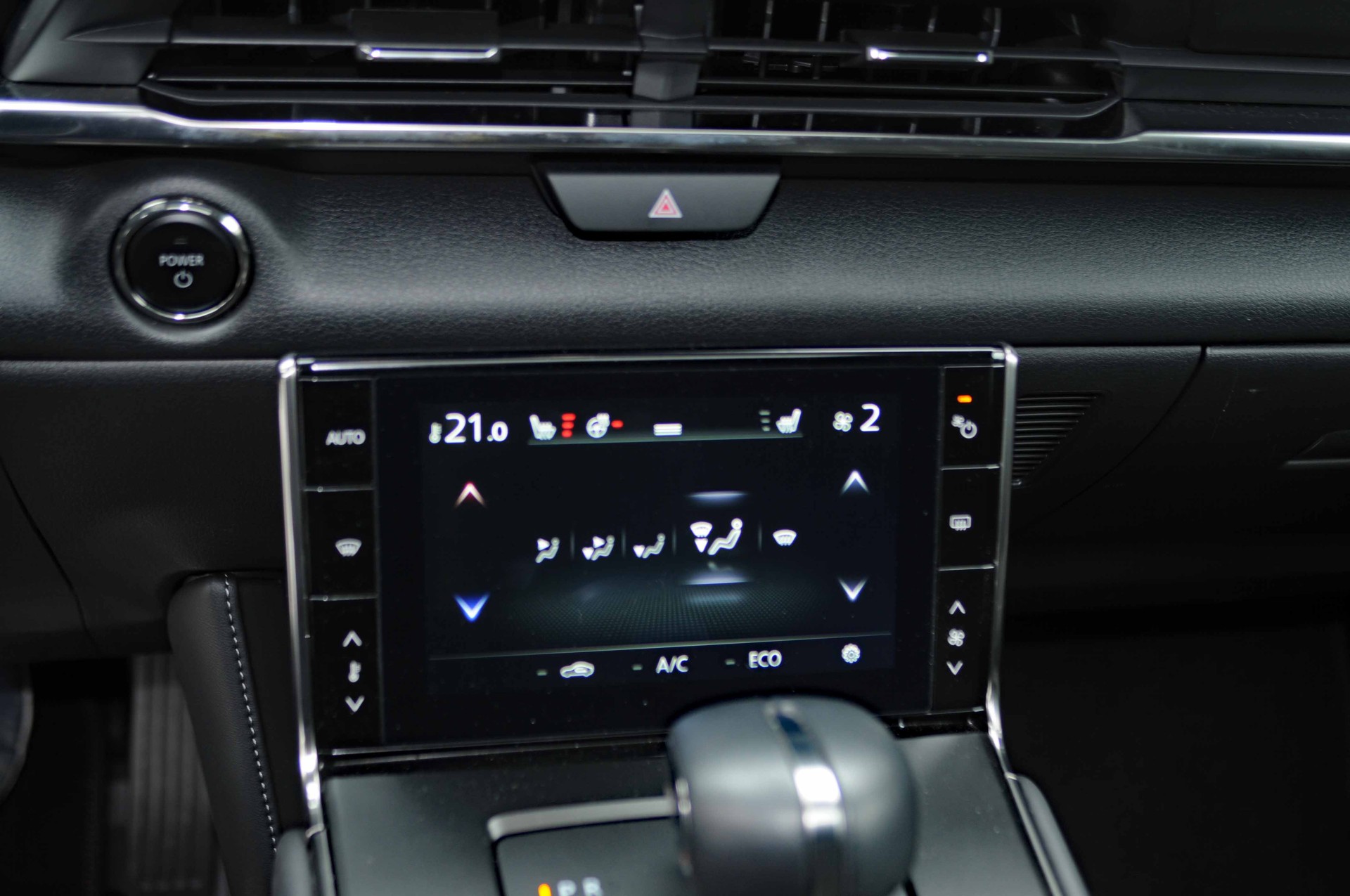 MAZDA e-Skyactiv R-EV 170 Edition R Swiss-image-10