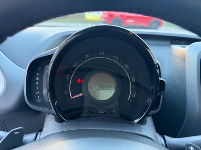 TOYOTA Aygo 1.0 VVT-i x-play X-shift-image-8