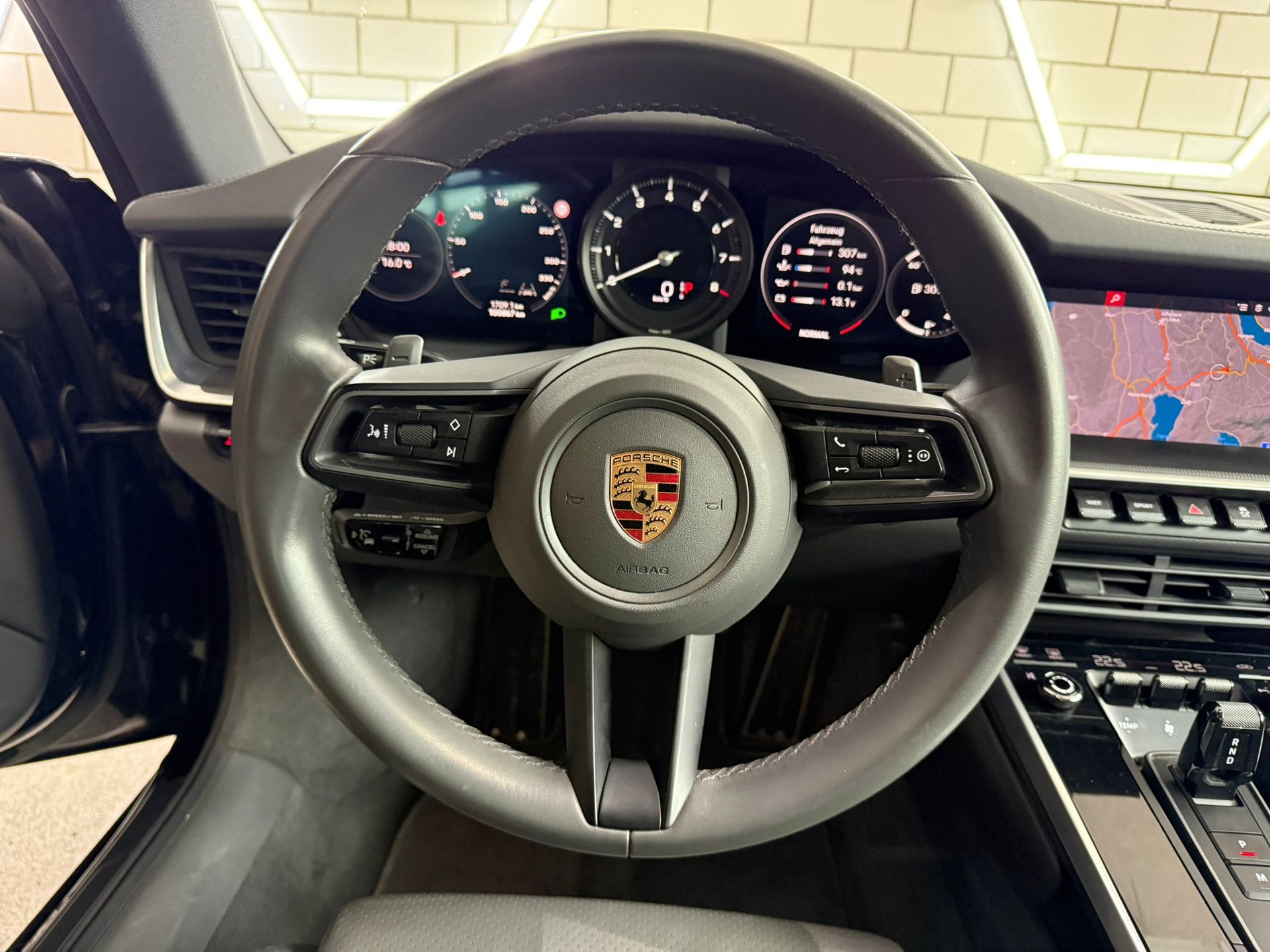 PORSCHE 911 Carrera 4S PDK-image-7