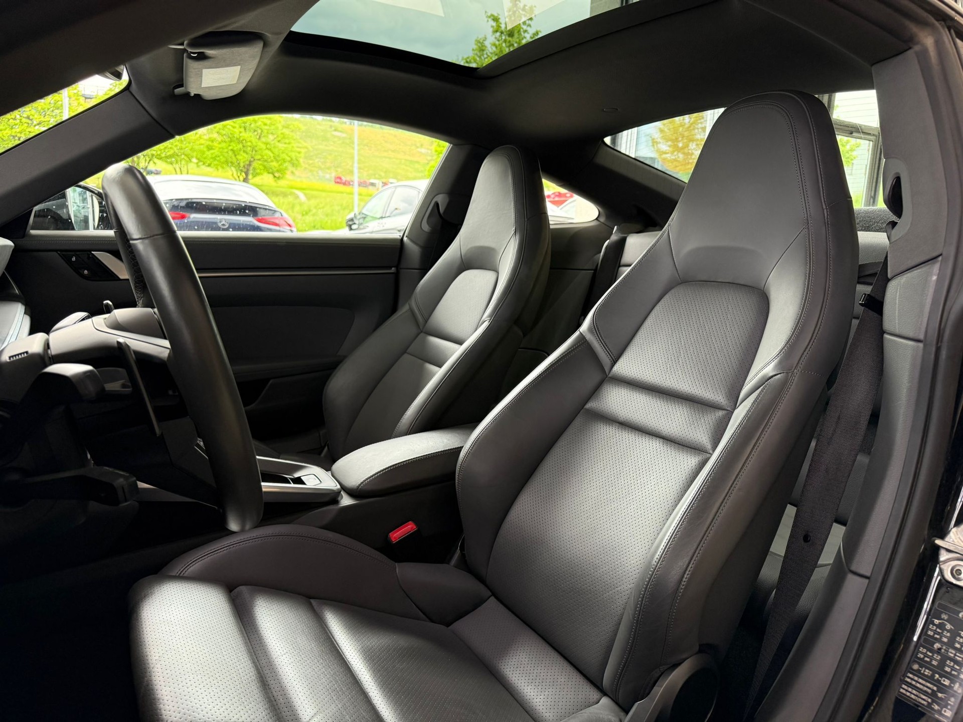PORSCHE 911 Carrera 4S PDK-image-10