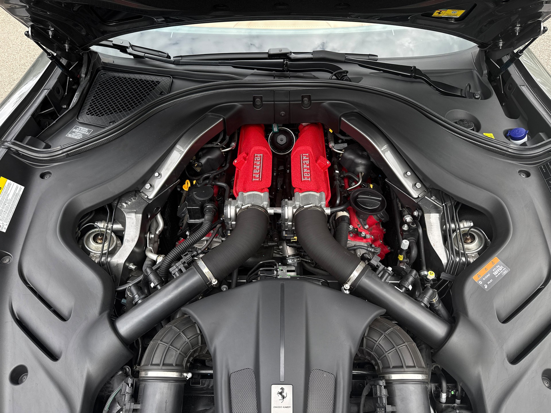 FERRARI Roma 3.9 V8 T-image-14