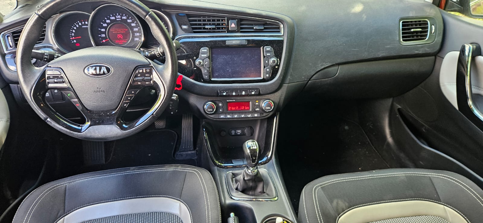 KIA Cee'd 1.0 T-GDi GT Line-image-1
