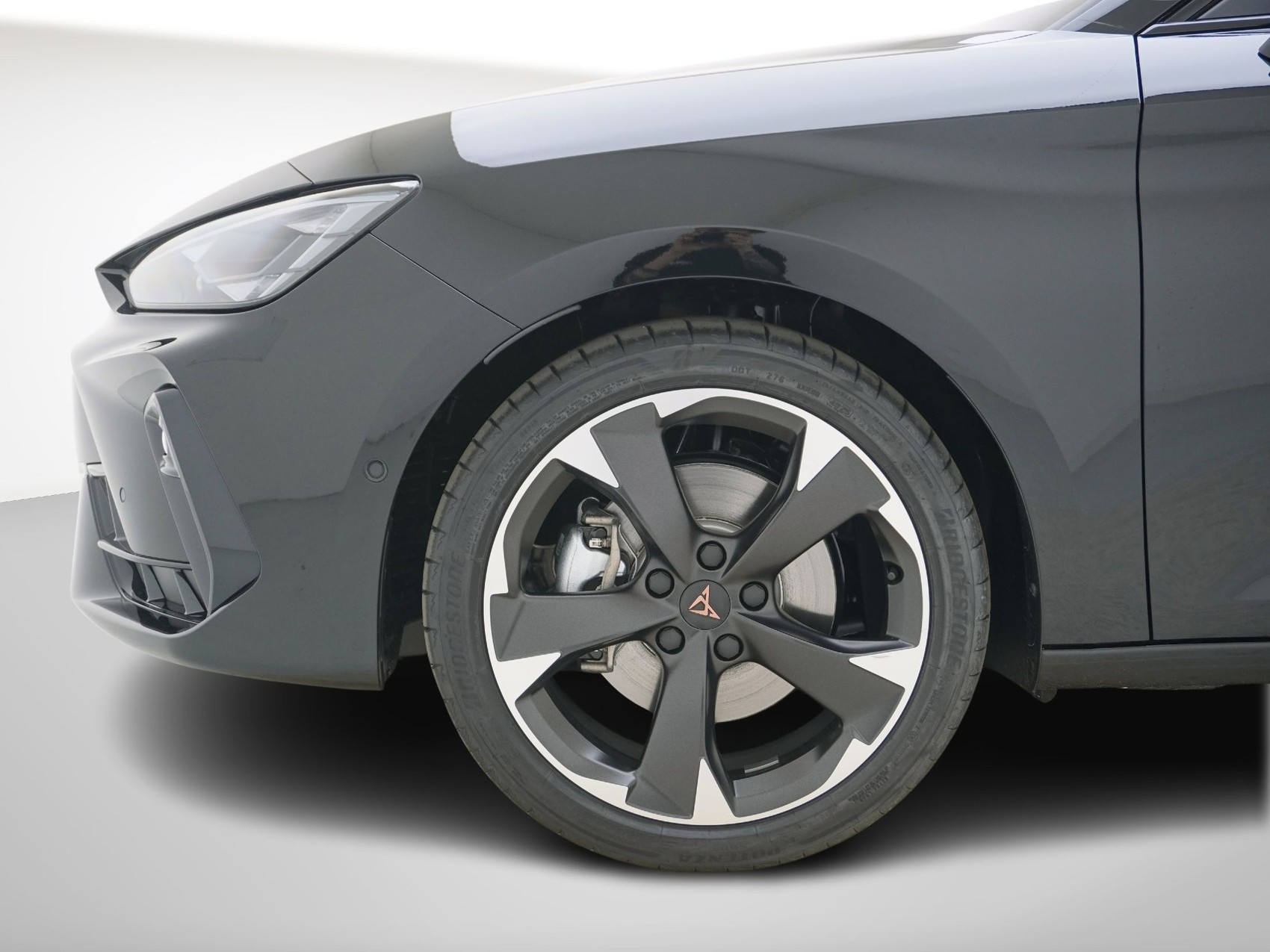 CUPRA Leon ST 2.0 TSI 4Drive DSG-image-9